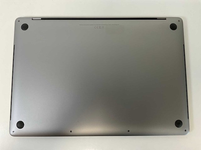Apple macbook pro 16”, octocore i9, 32 gb ram, 1 tb ssd, amd radeon pro vega 20 4 gb laptop - afbeelding 6 van  7