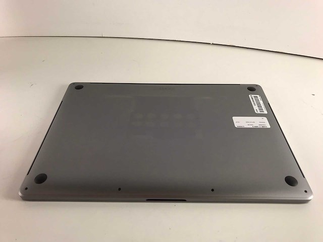 Apple macbook pro 16.0”, core(tm) i7 9th gen, 16 gb ram, 500 gb nvme, amd radeon rx 5500 laptop - afbeelding 3 van  3