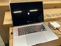 Apple macbook pro 16.1 laptop - afbeelding 1 van  3