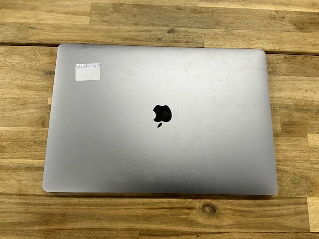 Apple macbook pro 16.1 - afbeelding 1 van  2