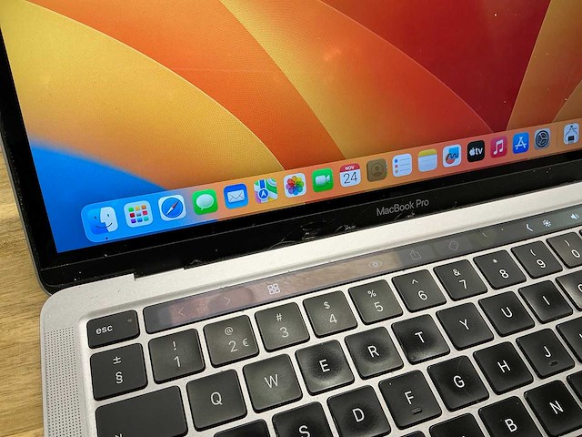 Apple macbook pro 17.1 - afbeelding 3 van  3