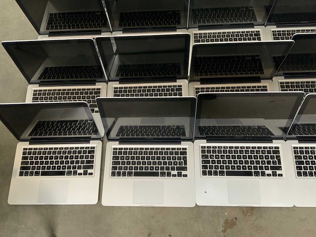 Apple macbook pro (25x) - afbeelding 5 van  6