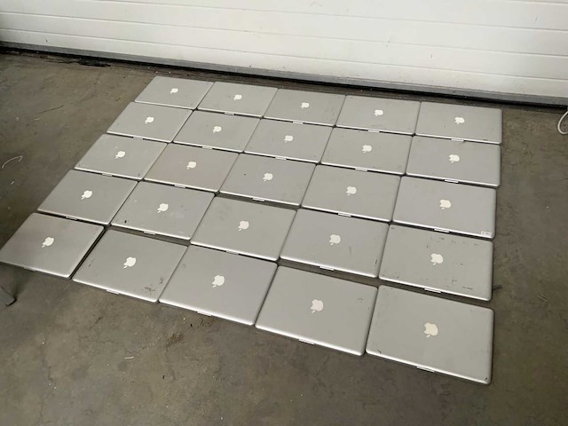 Apple macbook pro (25x) - afbeelding 6 van  6