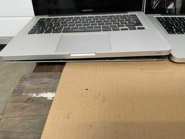 Apple macbook pro (5x) - afbeelding 3 van  3