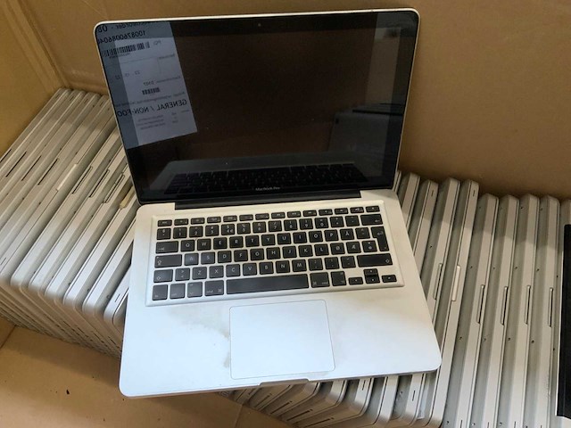 Apple macbook pro (65x) - afbeelding 2 van  4