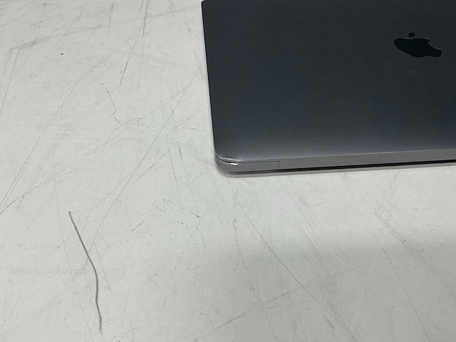 Apple macbook pro a 2251 laptop 13 inch - afbeelding 3 van  13