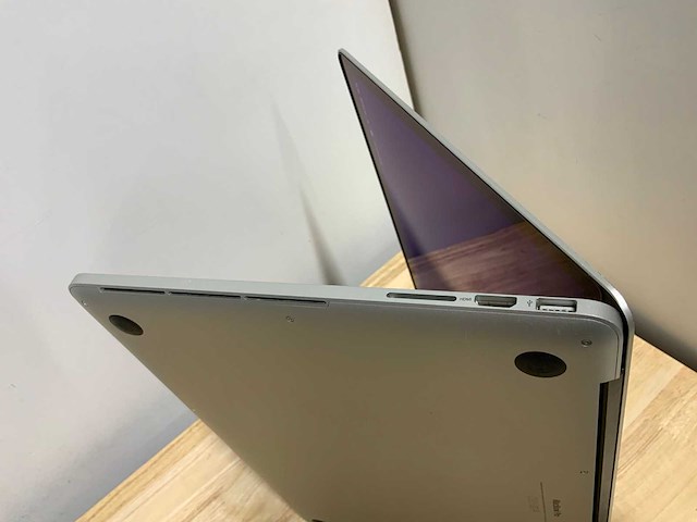 Apple macbook pro a1398 laptop - afbeelding 7 van  9