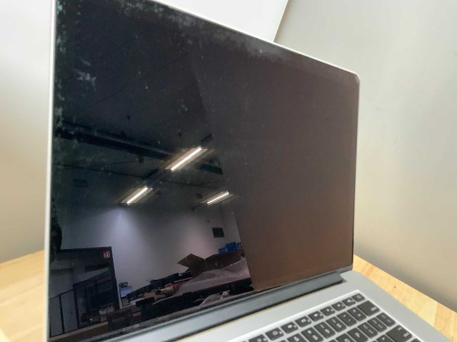 Apple macbook pro a1398(i7) laptop (2x) - afbeelding 8 van  9