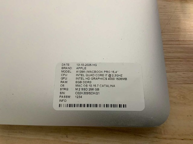 Apple macbook pro a1398(i7) laptop (2x) - afbeelding 8 van  10