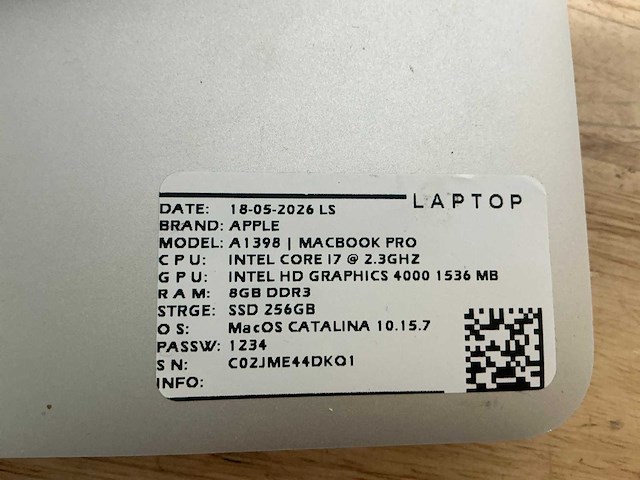 Apple macbook pro a1398(i7) laptop (2x) - afbeelding 4 van  4