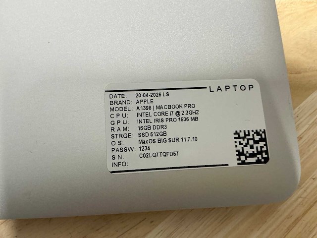 Apple macbook pro a1398(i7) laptop (3x) - afbeelding 6 van  6