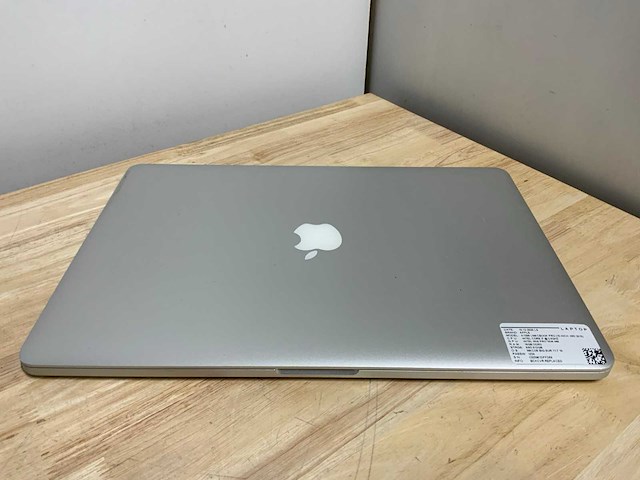 Apple macbook pro a1398(i7) laptop - afbeelding 6 van  6