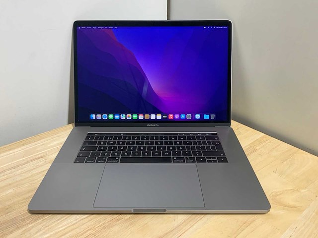 Apple macbook pro a1707 laptop - afbeelding 1 van  6