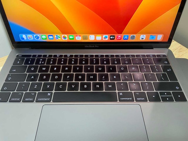 Apple macbook pro a1708 laptop (2x) - afbeelding 2 van  9