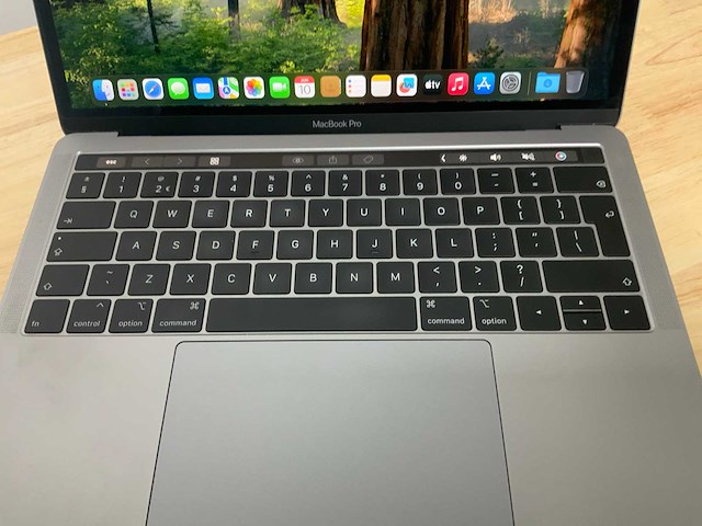 Apple macbook pro a1989 laptop - afbeelding 2 van  7