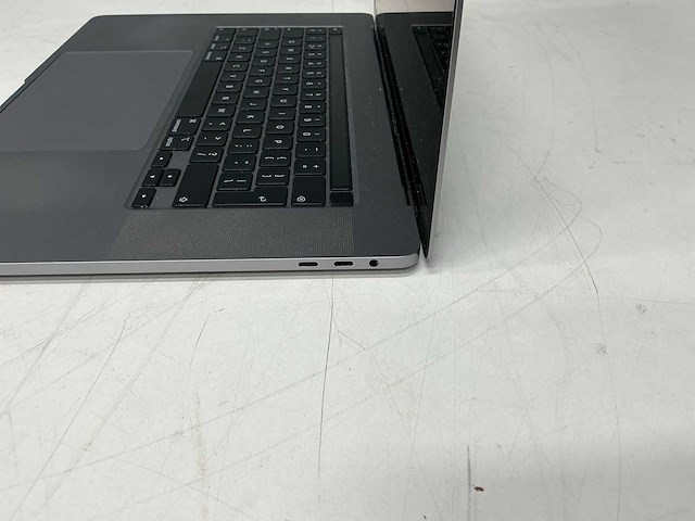 Apple macbook pro a2141 laptop 16 inch - afbeelding 10 van  12