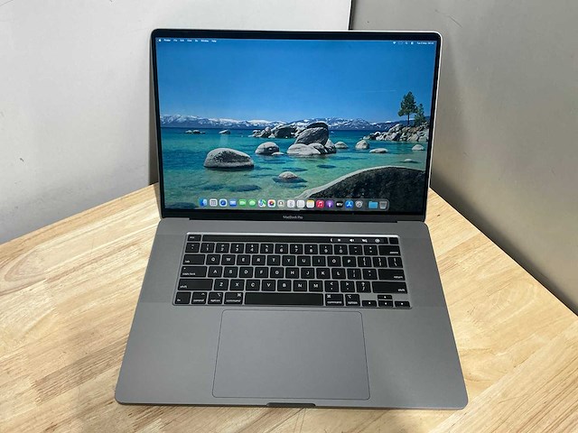 Apple macbook pro a2141 laptop - afbeelding 1 van  8