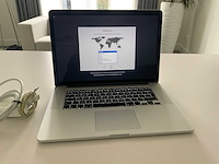 Apple macbook pro laptop