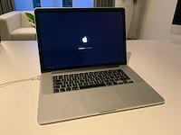 Apple macbook pro laptop - afbeelding 2 van  6