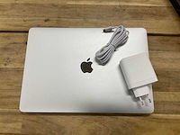 Apple macbook pro laptop - afbeelding 1 van  3