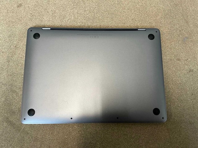 Apple macbook pro laptop - afbeelding 4 van  5