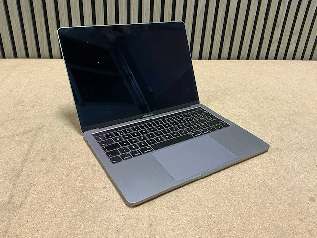 Apple macbook pro laptop - afbeelding 1 van  6