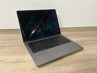 Apple macbook pro (m3, 2024) - afbeelding 1 van  8