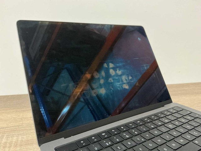 Apple macbook pro (m3, 2024) - afbeelding 5 van  8