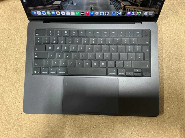 Apple macbook pro (m5, 14 inch) laptop - afbeelding 4 van  11