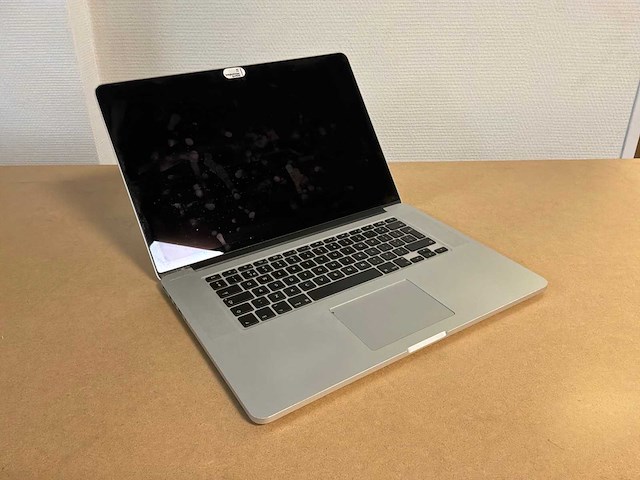 Apple macbookpro a1398 emc 2909 i7 laptop - afbeelding 1 van  1