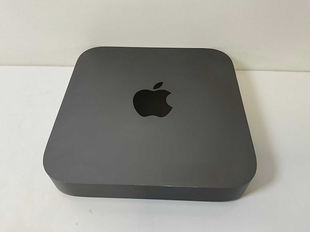 Apple macmini 8.1, core(tm) i7 8th gen, 16 gb ram, 121 gb nvme mini desktop - afbeelding 1 van  7