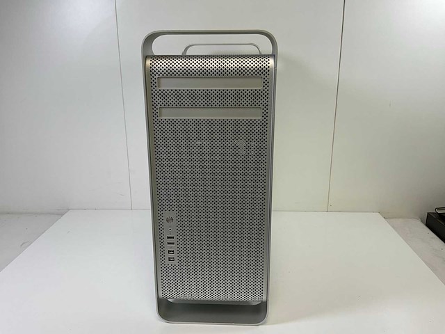 Apple macpro, 2x xeon(r) x560, 32 gb ram, no hdd workstation - afbeelding 1 van  6