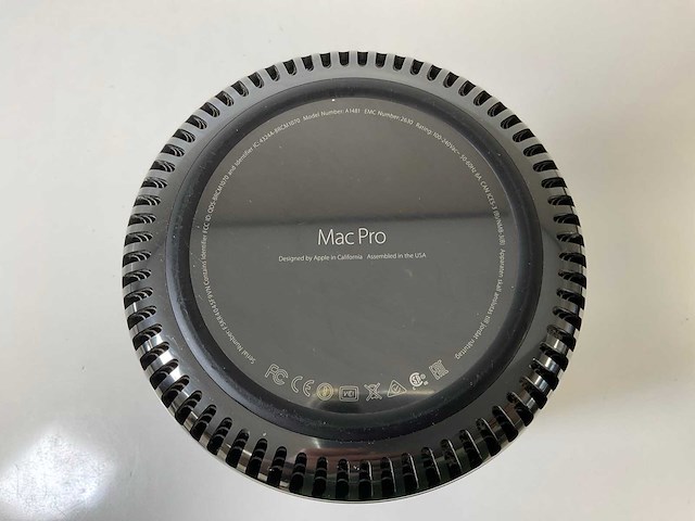 Apple macpro 6.1, xeon(r) e5-1650 v2, 16 gb ram, no hdd, 2x amd radeon r7 370 d300 2 gb mini desktop - afbeelding 10 van  10