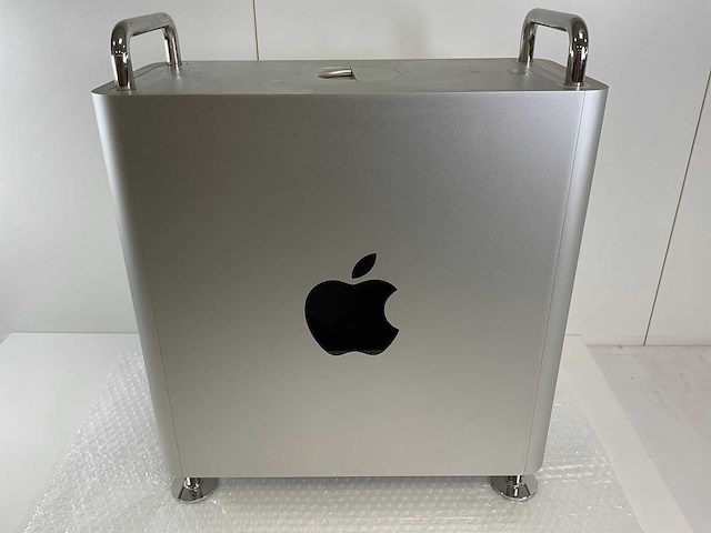 Apple macpro 7.1, xeon(r) w-3275m, 96 gb ram (6x16gb), 1 tb nvme, amd radeon pro 5500m 8 gb workstation - afbeelding 4 van  6