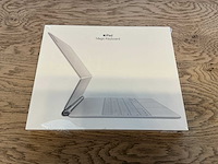 Apple magic keyboard voor apple ipad pro 12,9 inch (3rd, 4th en 5th generation) - afbeelding 4 van  5