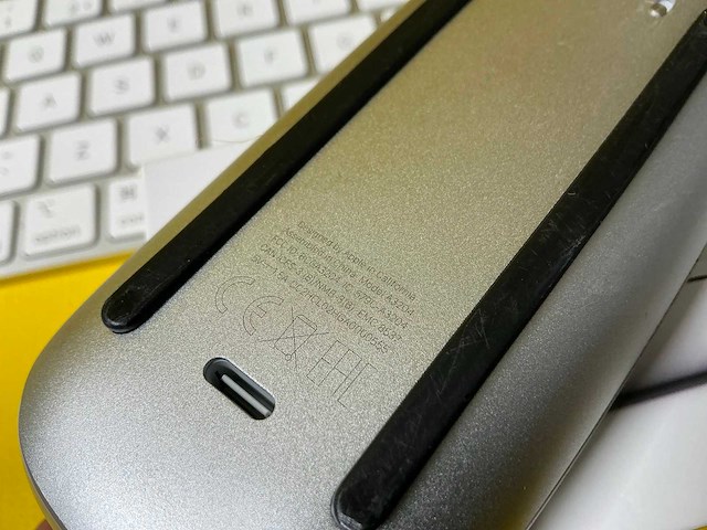 Apple magic toetsenbord en muis - afbeelding 3 van  4