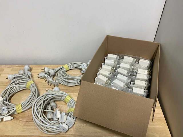 Apple magsafe1 - 60 w (21x) - afbeelding 2 van  6