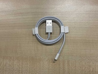 Apple md818 lightning laadkabel (62880x) - afbeelding 6 van  11