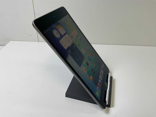 Apple mix model ipads - check description (2x) - afbeelding 3 van  15
