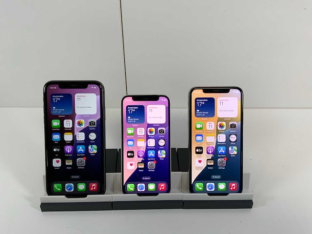 Apple mix model iphones - check description (3x) - afbeelding 1 van  4
