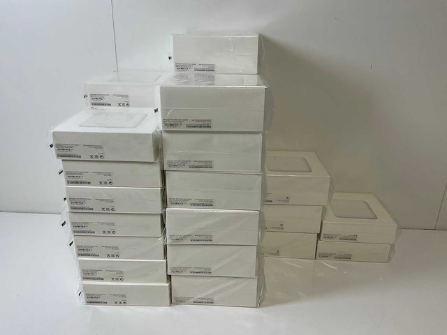 Apple mix model power adapters - check description (new) (33x) - afbeelding 1 van  20