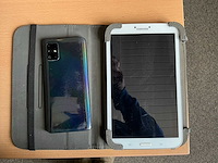 Apple mobiele telefoon en ipad - afbeelding 2 van  2