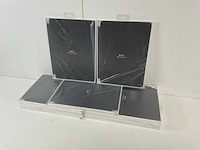 Apple (mvq22zm/a) ipad charcoal gray smart covers (new) (13x) - afbeelding 3 van  5