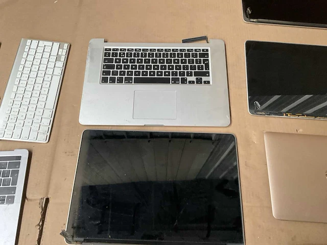 Apple partij macbook onderdelen - afbeelding 11 van  21