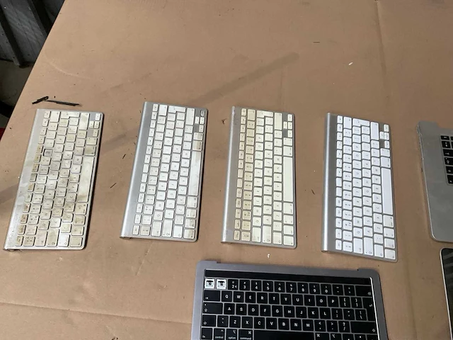 Apple partij macbook onderdelen - afbeelding 13 van  21