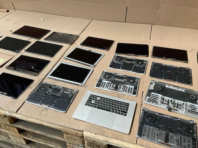 Apple partij macbook onderdelen - afbeelding 15 van  21
