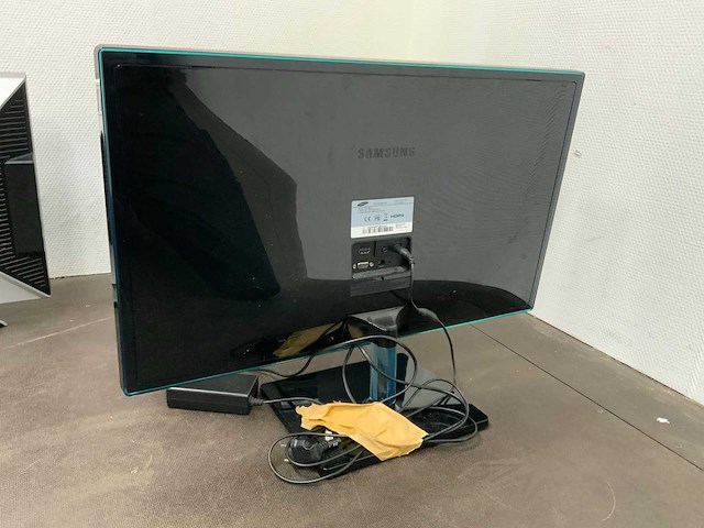 Apple, samsung, dell, peaq monitor (5x) - afbeelding 4 van  16