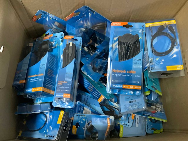 Apple, scanpart partij kabels, stekkers, snoeren - afbeelding 8 van  8