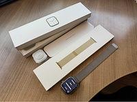 Apple series 7 cellular watch - afbeelding 1 van  19