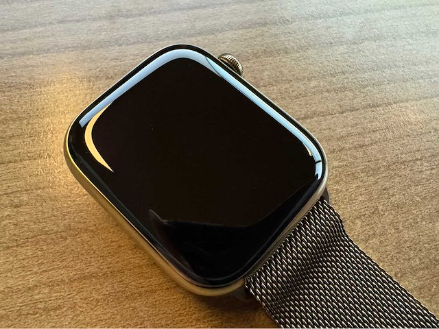 Apple series 7 cellular watch - afbeelding 17 van  19